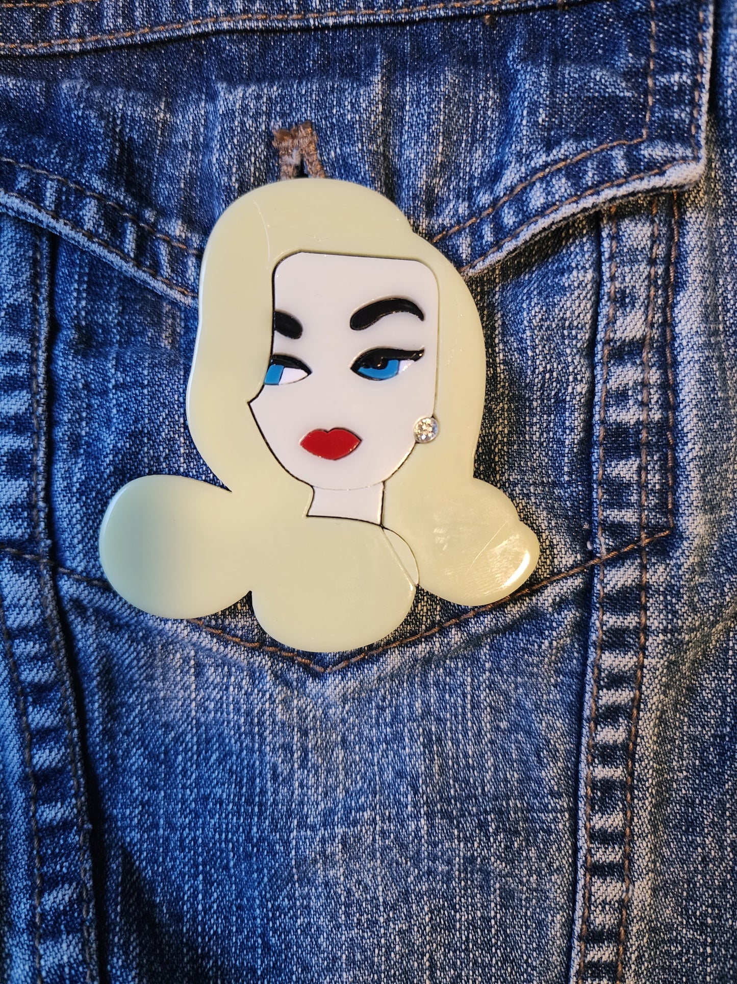 "Marilyn" Pin/ Brooch