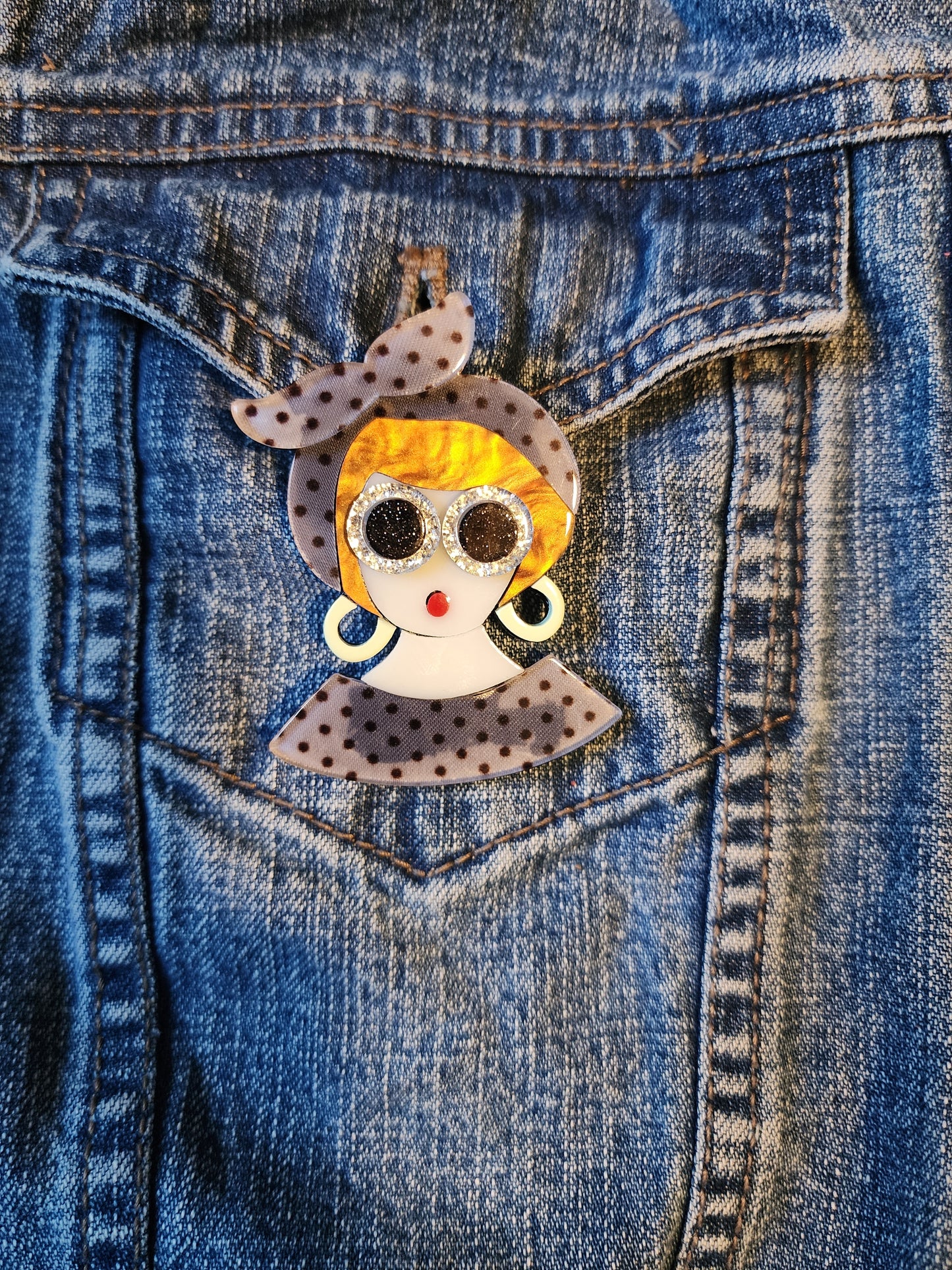 "Bonnie" Pin/ Brooch