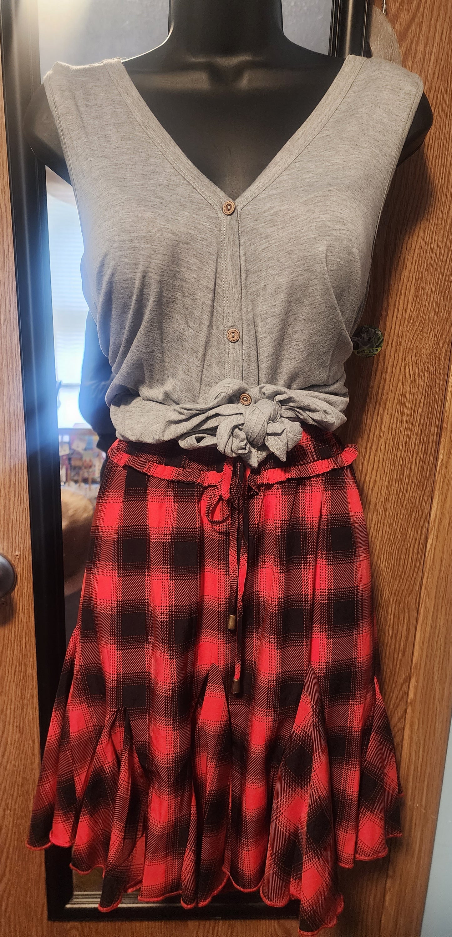 "Regean" Red Plaid Skirt